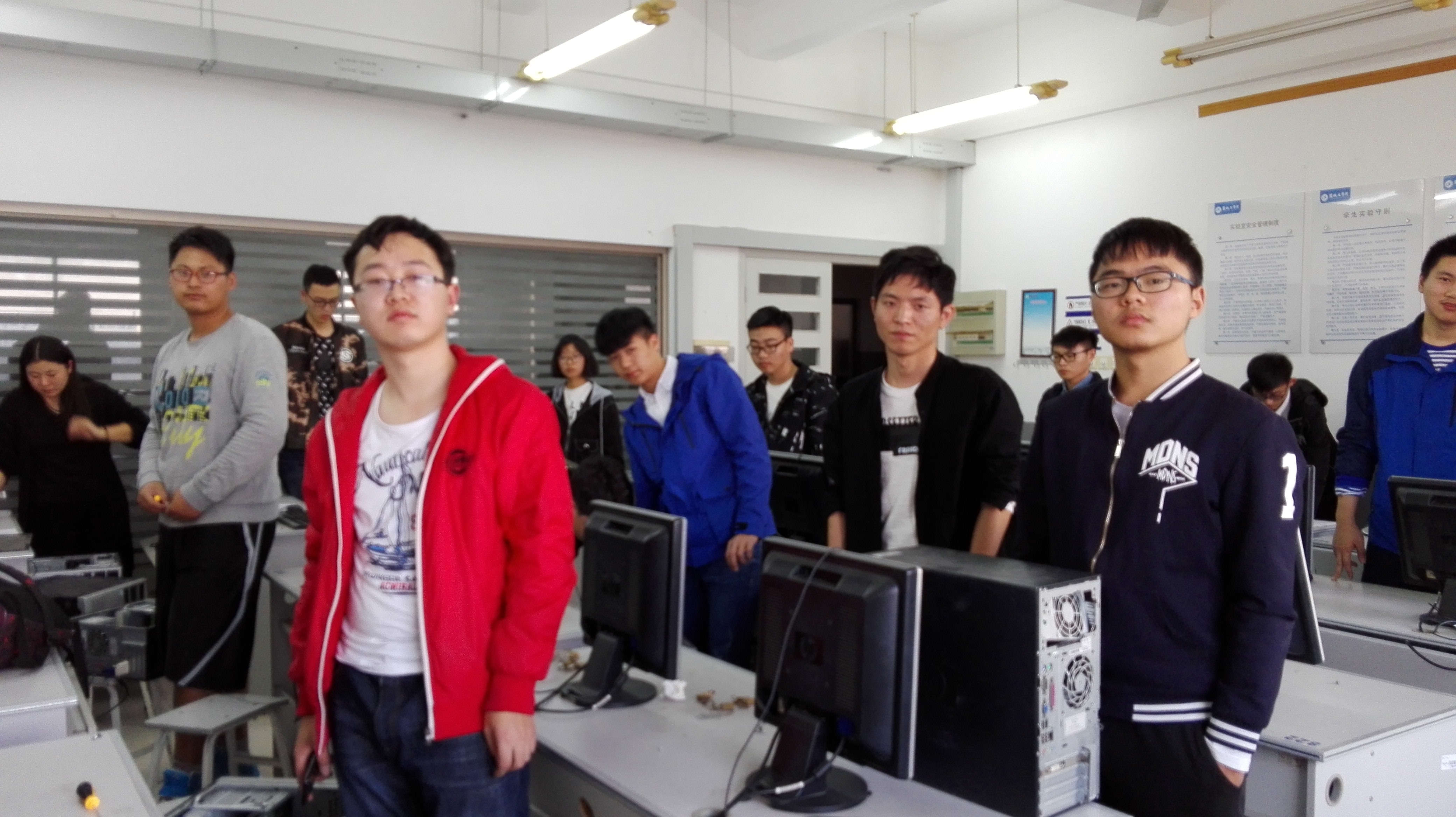 学院成功举办第九届计算机软硬件维护学科竞赛 学院成功举办第九届计算机软硬件维护学科竞赛
